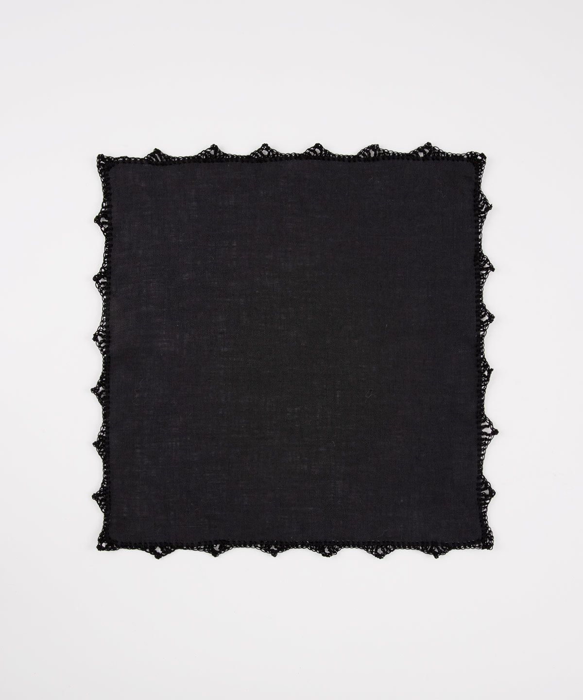 MUNGAI チーフ Black piping